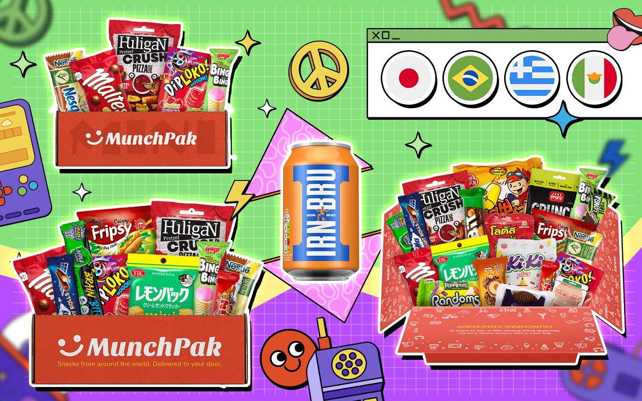 A Closer Look At December MunchPak Snack Subscription Box